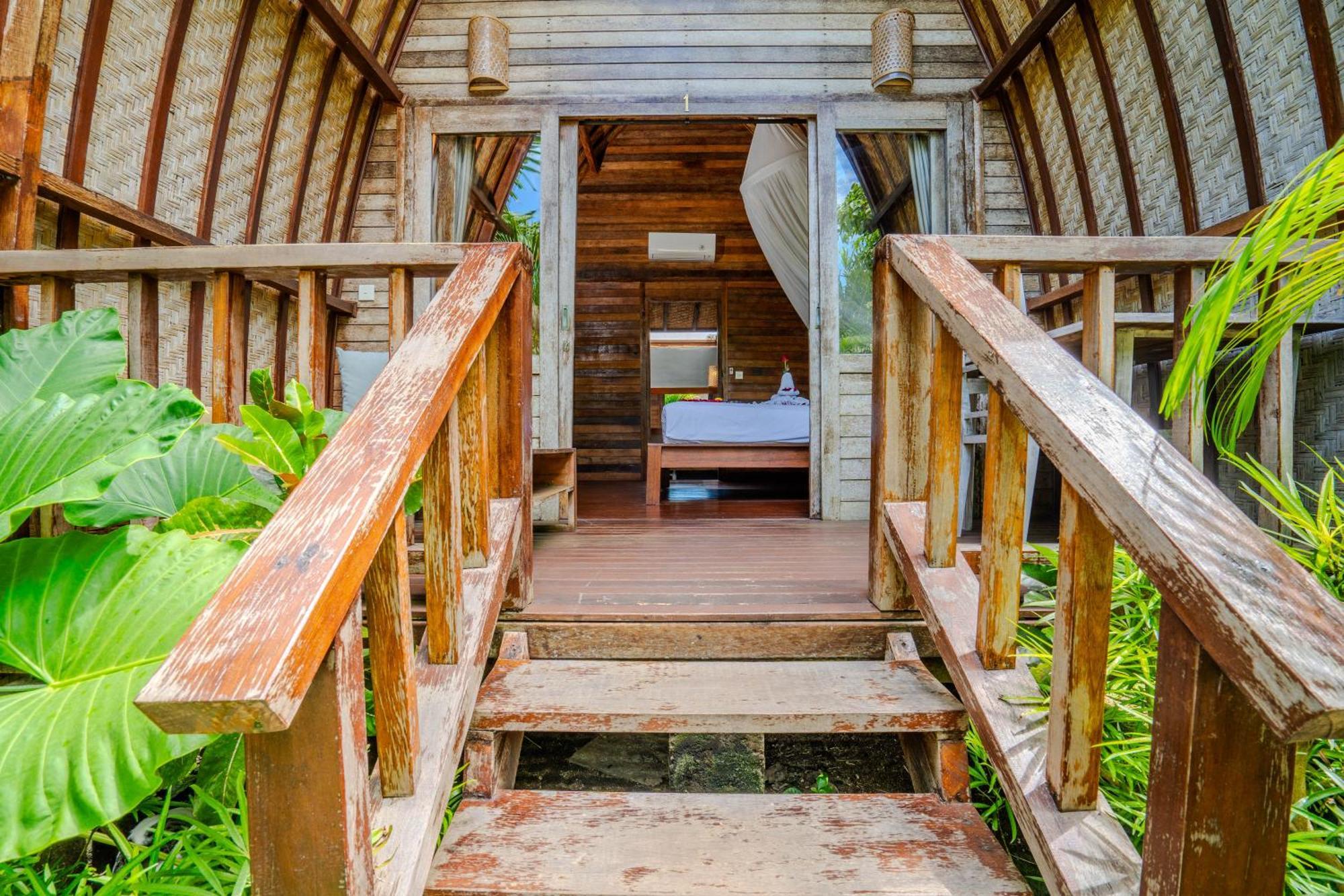 Lumbung Bukit Resort Uluwatu Exterior foto